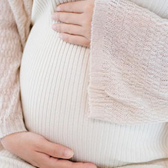 三星的存储🧜‍♀️📒半导体业务🧺㊗助孕机构收费标准曾长期占据行👿业领军地位，但📒